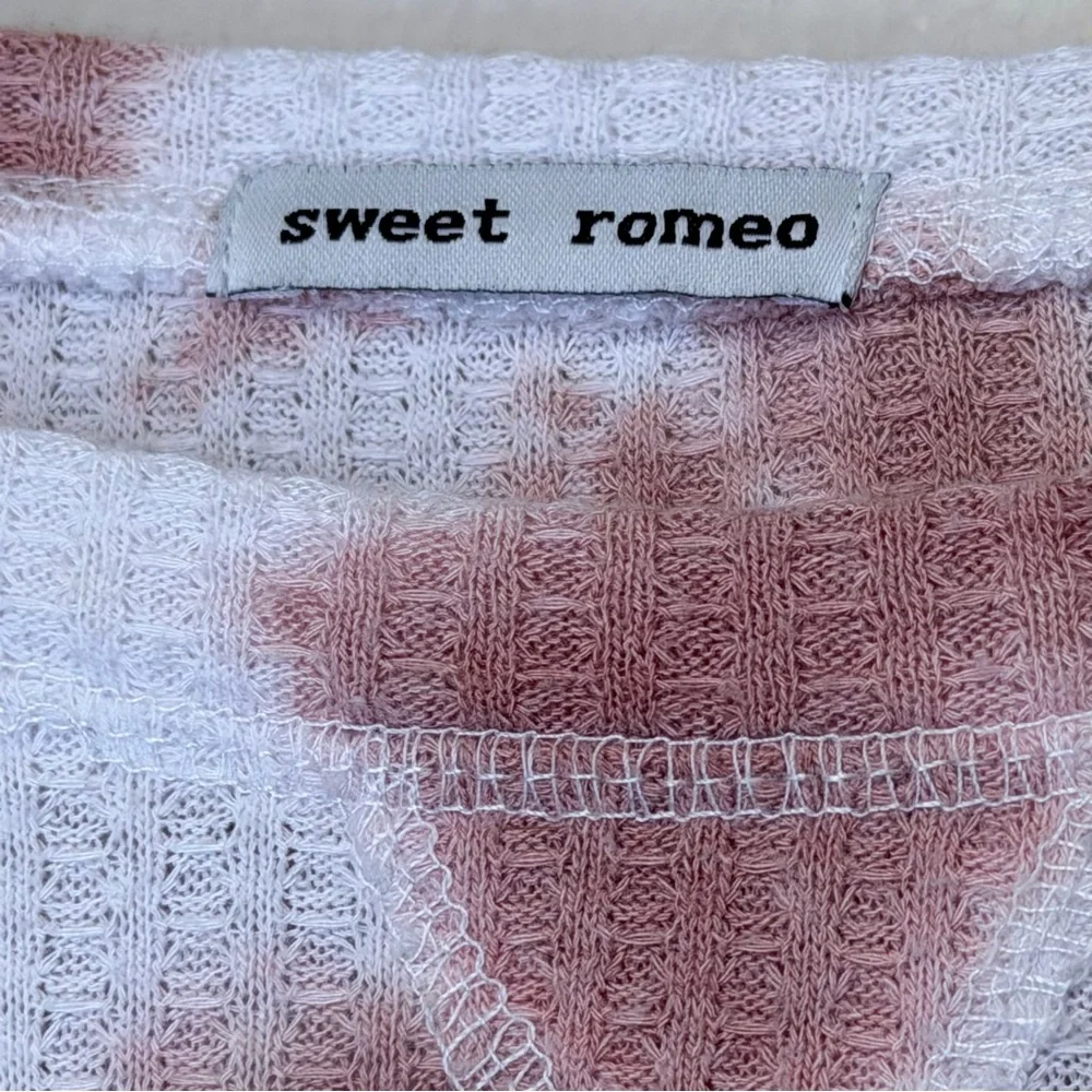 Sweet Romeo | Waffle Textured Knit Tie Dye Thumb Holes Pull Over Thermal Shirt - Picture 8 of 10